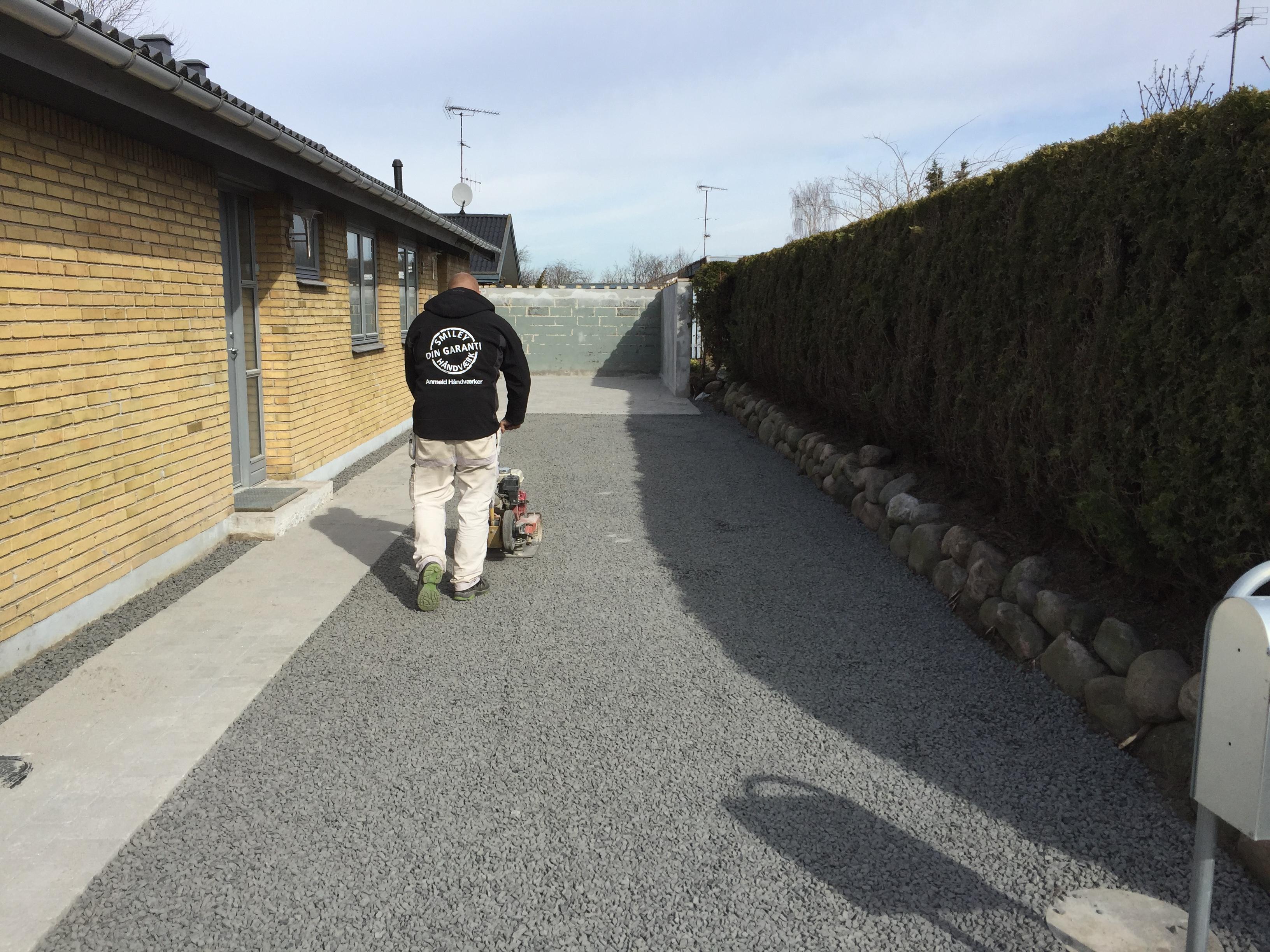 Find de bedste hÃ¥ndværkere med anmeld hÃ¥ndværkers portal Belægning indkørsel inspiration