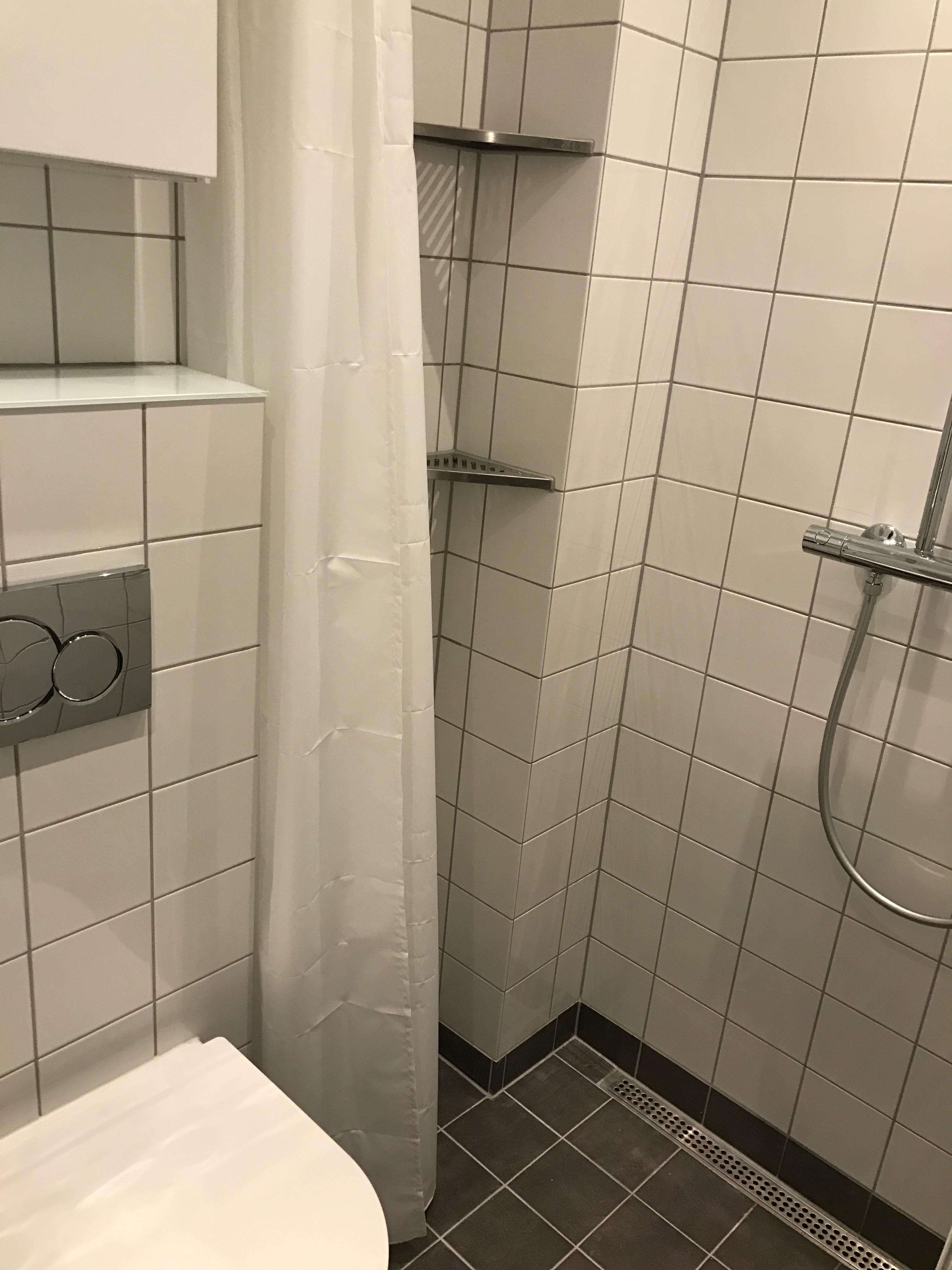 Find de bedste hÃ¥ndværkere med anmeld hÃ¥ndværkers portal Badeværelse 2m2