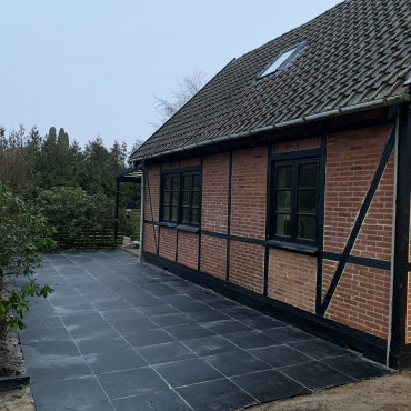 https://www.anmeld-haandvaerker.dk/sites/default/files/styles/smiley_370x370/public/img_2471_1.jpeg?itok=xLsyUm_J